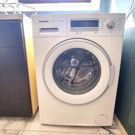 Cozy Beach Apt, Near Airport With 100Mbit Internet ラルナカ エクステリア 写真