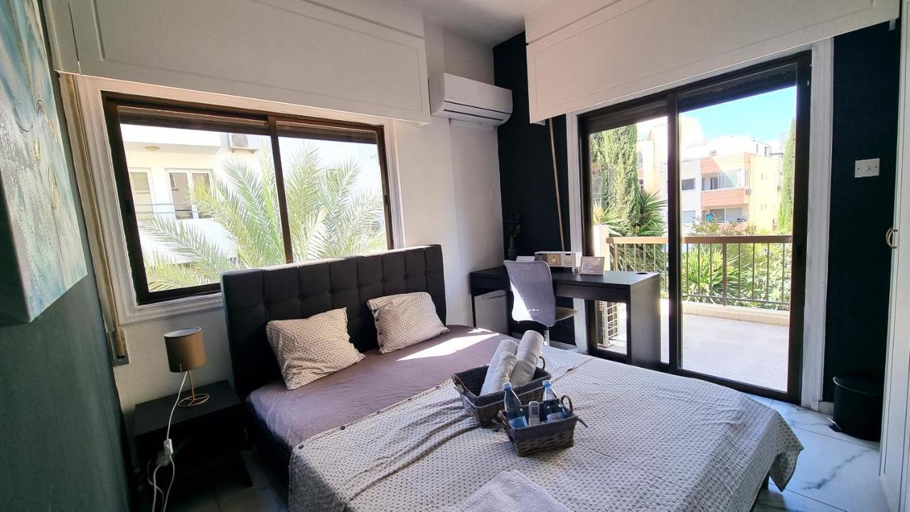 Cozy Beach Apt, Near Airport With 100Mbit Internet ラルナカ エクステリア 写真